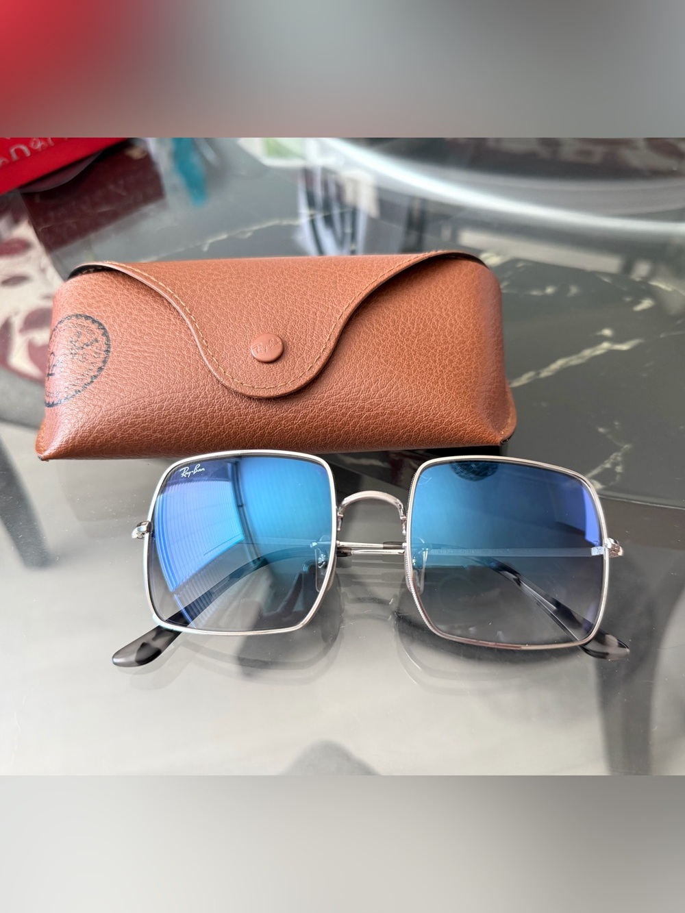 Ray-Ban Square Classic Sunglasses (Women’/)